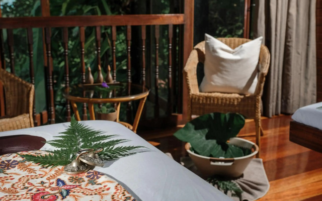 Ambong Rainforest Retreat