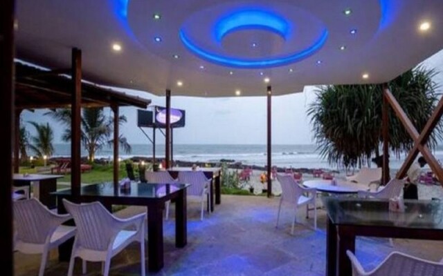 Boomerang Beach Resort