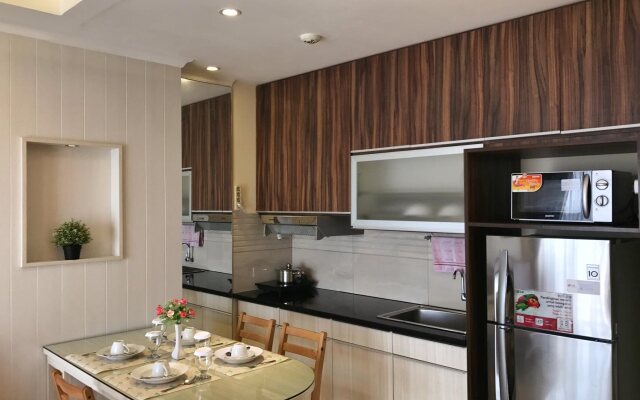 Ravarine Suite Apartment