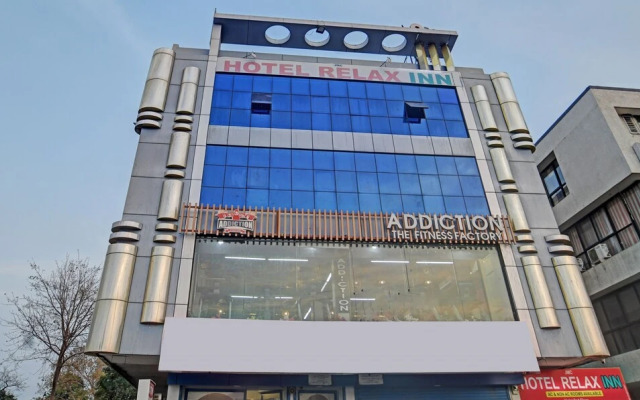 Oyo 9719 Hotel Relax Inn