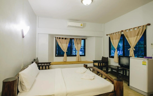 Pakmeng Resort