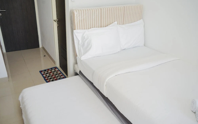 Comfy And Minimalist Studio Room At Serpong Garden Apartment – Guest Rooms – Legok