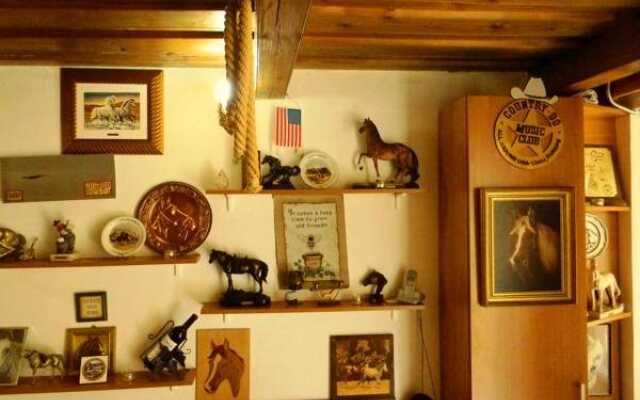 Transylvania Cowboy Cottage