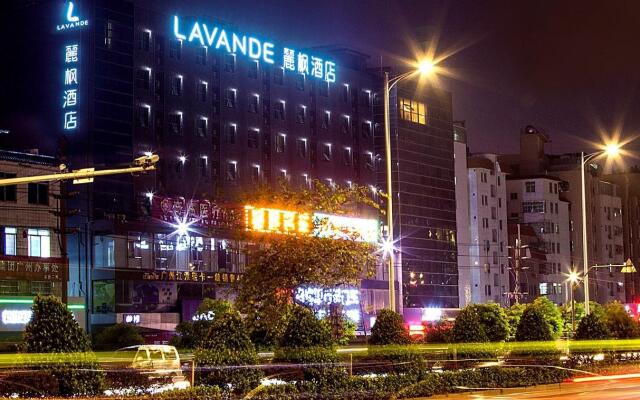 Lavande Hotels Guangzhou Baiyun Avenue North Metro Station