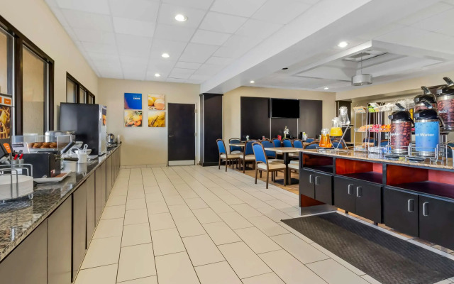 Comfort Suites Lumberton