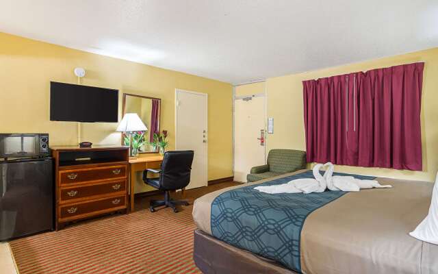 Econo Lodge Jacksonville near Little Rock Air Force Base