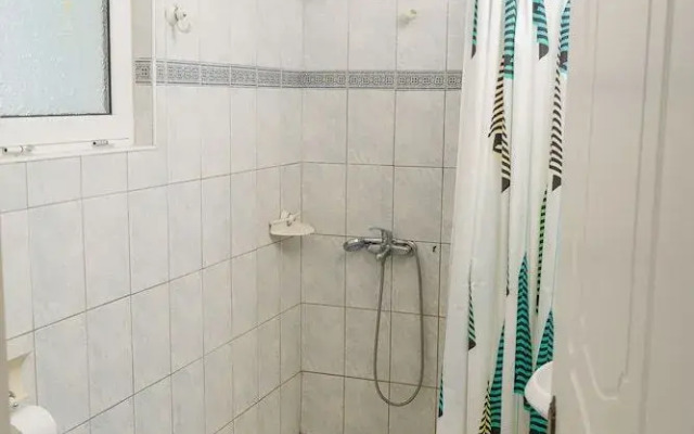 Anna Studios & Apartments