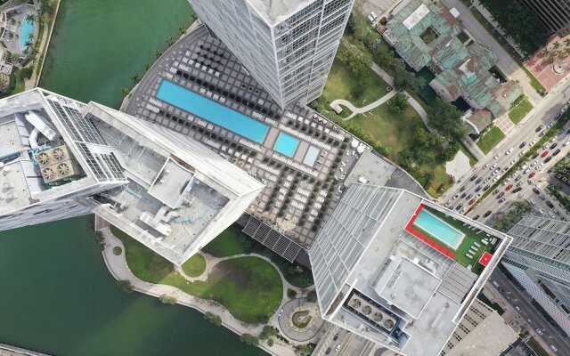 Miami World Rental - Iconbrickell 4810