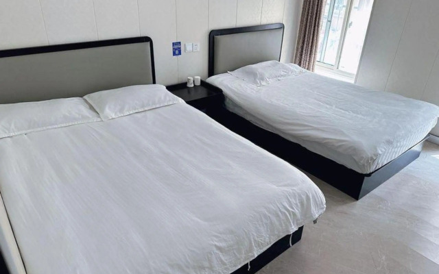 Hongfurui Business Hotel