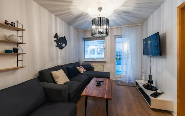 H100 Lovely 1-bedroom apartment on the main street