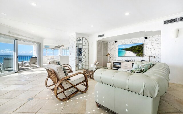 Paros in Paradise Stunning 4 Bedroom Ocean View