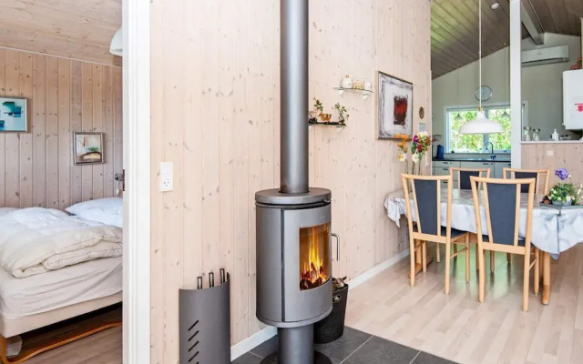 6 Person Holiday Home in Tarm