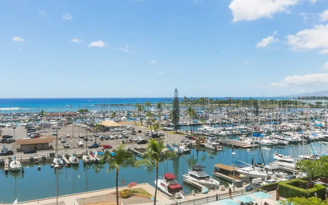 Spacious One Bedroom Harbor View Condos at Ilikai Marina With Private Balcony
