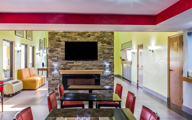 Quality Inn Crossville Near Cumberland Mountain State Park