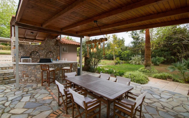 Petrochori Beach House