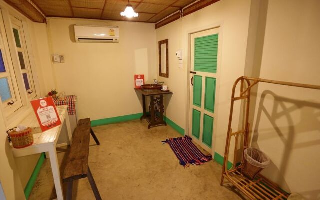 Nida Rooms Suan Dok 278 Walking City