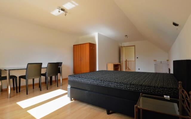 Spacious villa in Zingem with garden