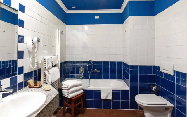 Porta Faenza Hotel