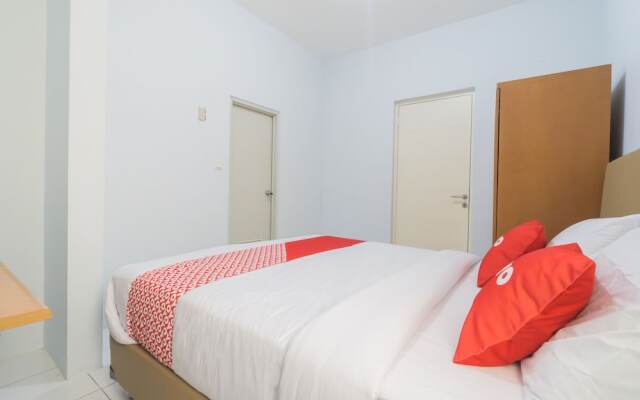 OYO 2110 Rotterdam Guest House