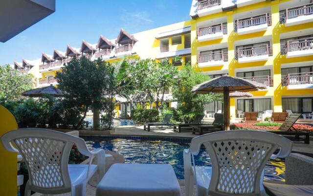 Woraburi Phuket Resort & Spa