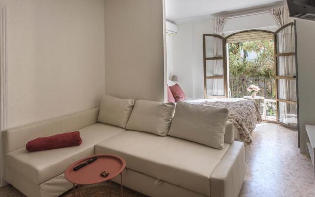 Estudio Plaza de la Laguna by Dulce