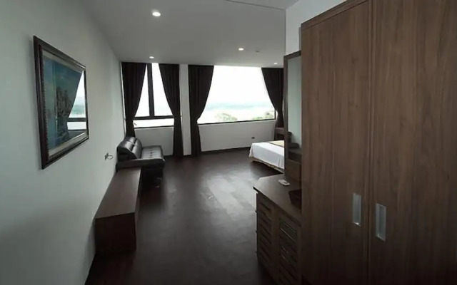 Lakeside Dailai Hotel