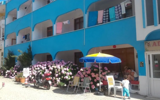 Ada Motel
