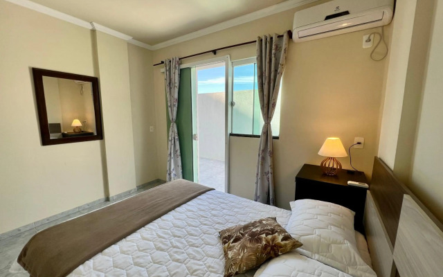 Explore Mariscal a 150 M da Praia - V1