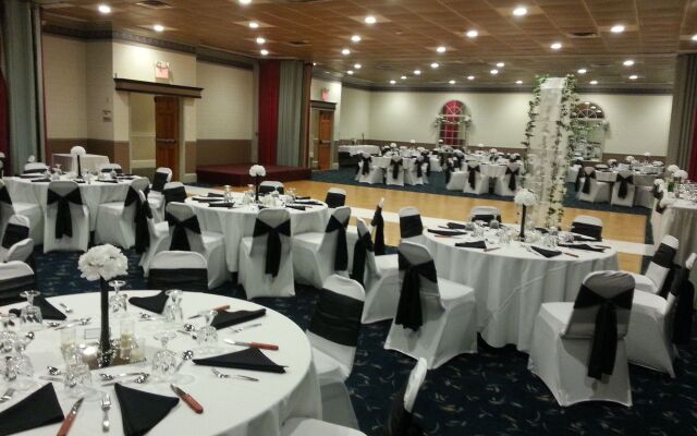 Whaler Inn And Suites