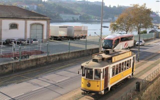 Alfandegadouro Touristic Apartments