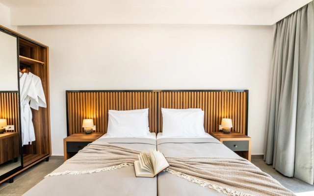 Apolis Beachscape Hotel