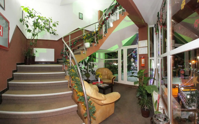 Villa Select