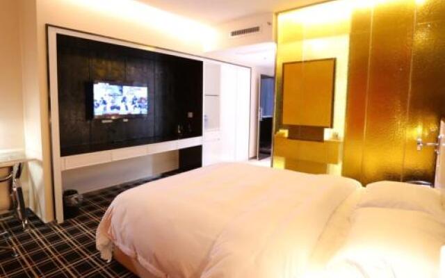 GreenTree Alliance Hotel Guiyang Huaguo Community Twin Towers Hotel