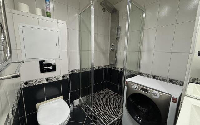 Апартаменты Бабушка Хаус на улице Десятинная