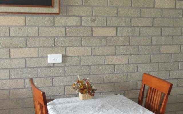 Beachview Motel - Adults Only