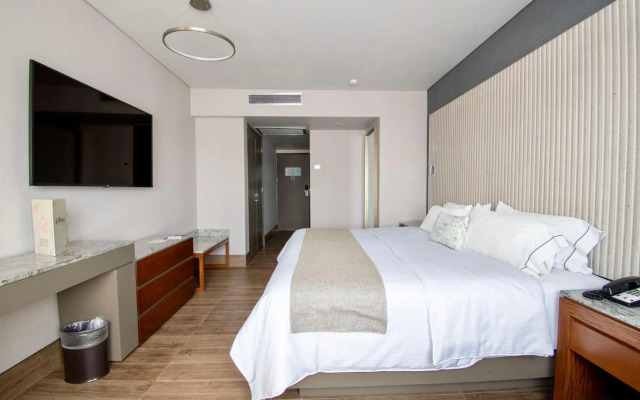 Plaza Diana Hotel