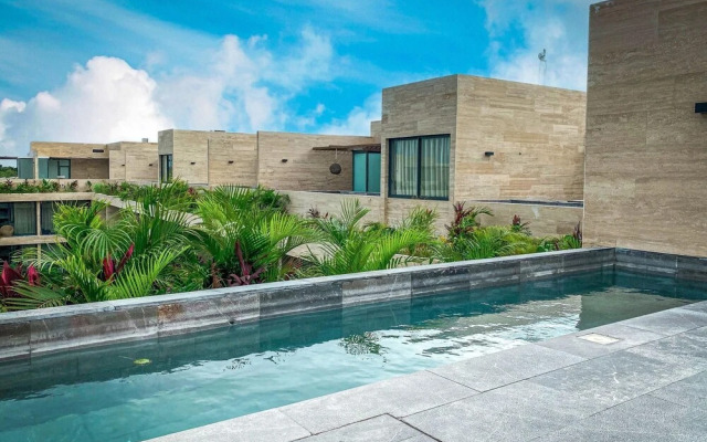 Blending Relaxation Sophistication 3 Bedroom Penthouse With Private Jacuzzi