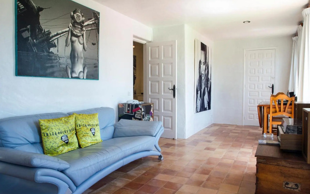 Pikes Ibiza - Adults Only