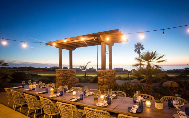 Cape Rey Carlsbad Beach, a Hilton Resort & Spa