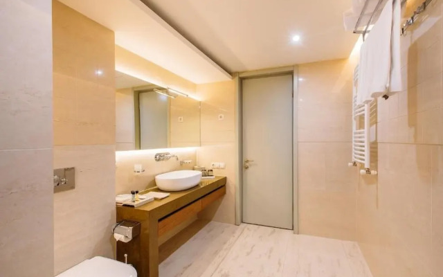 Fortune Palace Hotel