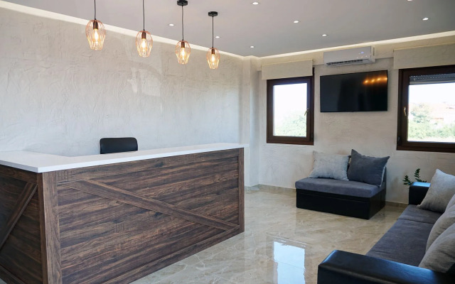 Sinodinos Deluxe Apartments