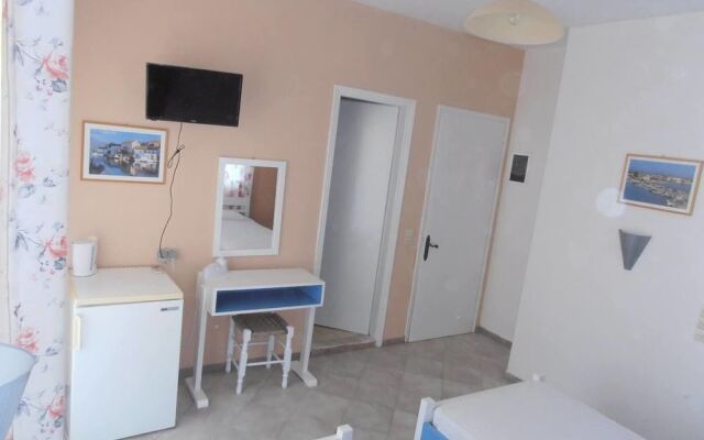 Drosia Rooms
