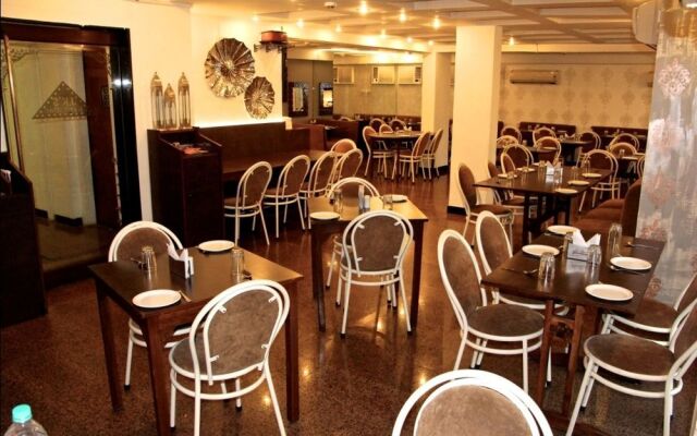 Samraj Hotel