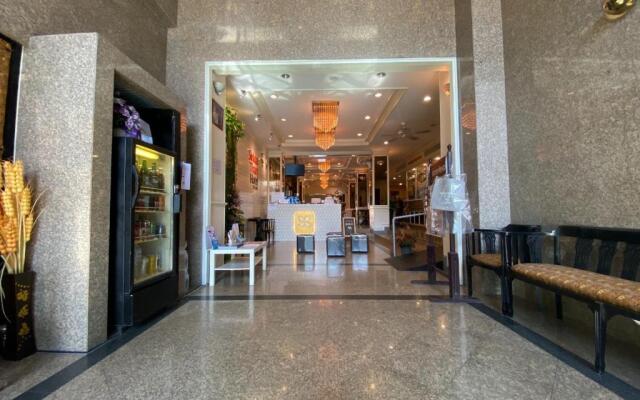 Sinkiat Thani Hotel