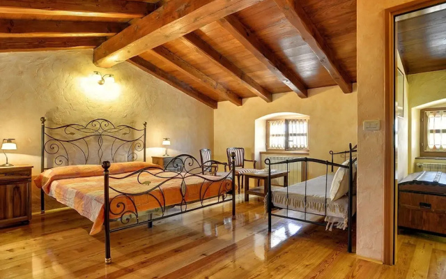 Holiday Home in Valtura With Swimming Pool