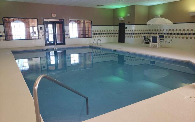 Hampton Inn East Aurora