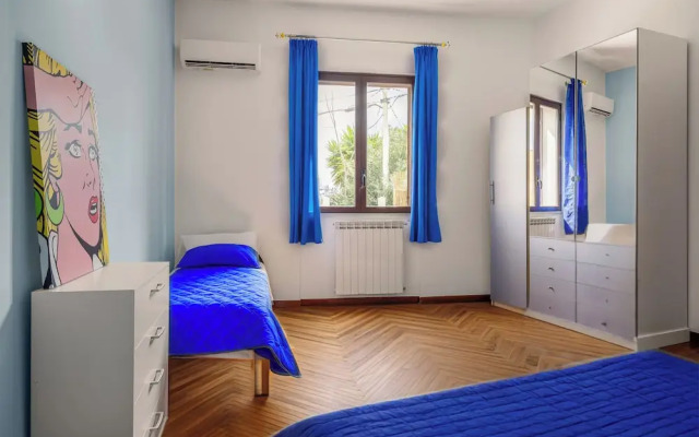 VFH The Castle Bay apartment and terrace