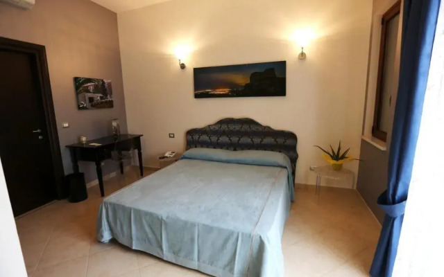 Regalpetra Hotel