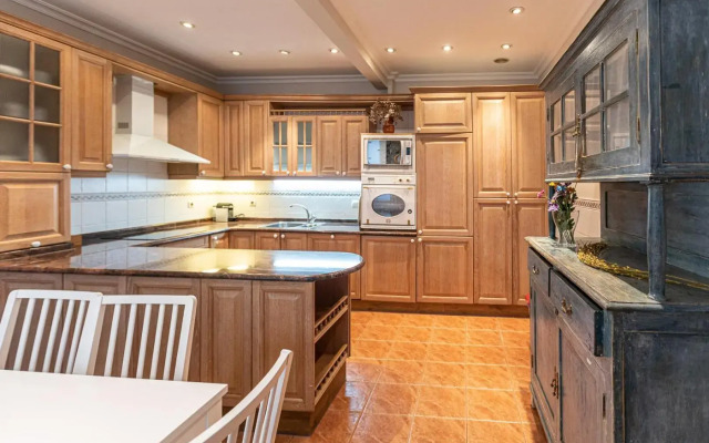 Central Park & Museum by Next Stop Bilbao