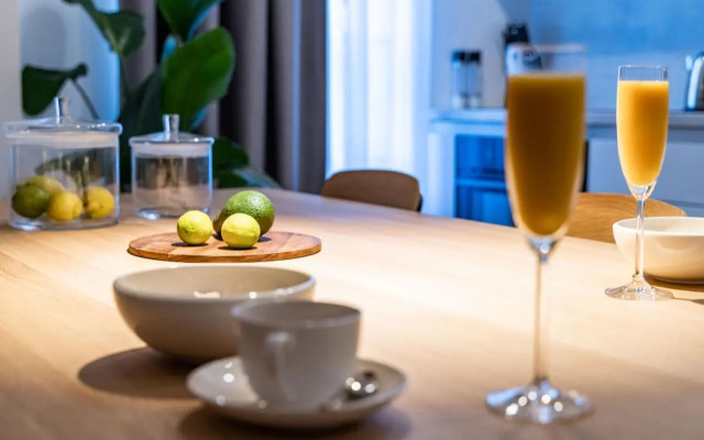 Agape Suite Old Town-Luxury Two Bedroom Apartment